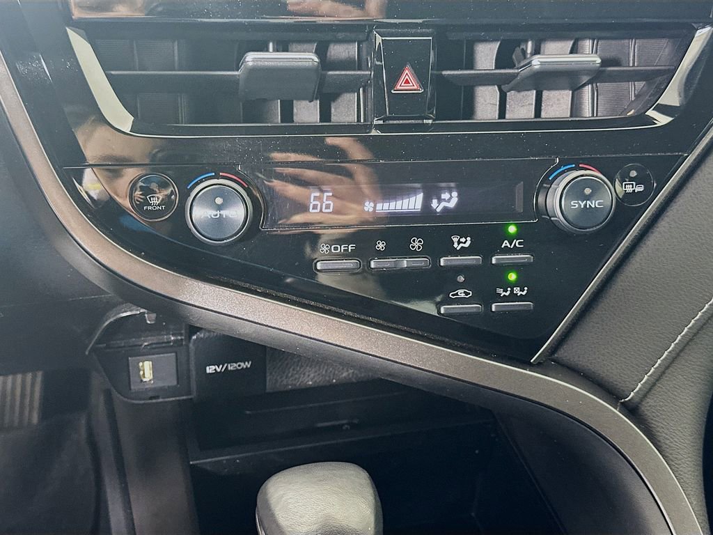 Used 2021 Toyota Camry XSE w/ Cold Weather Package image 15