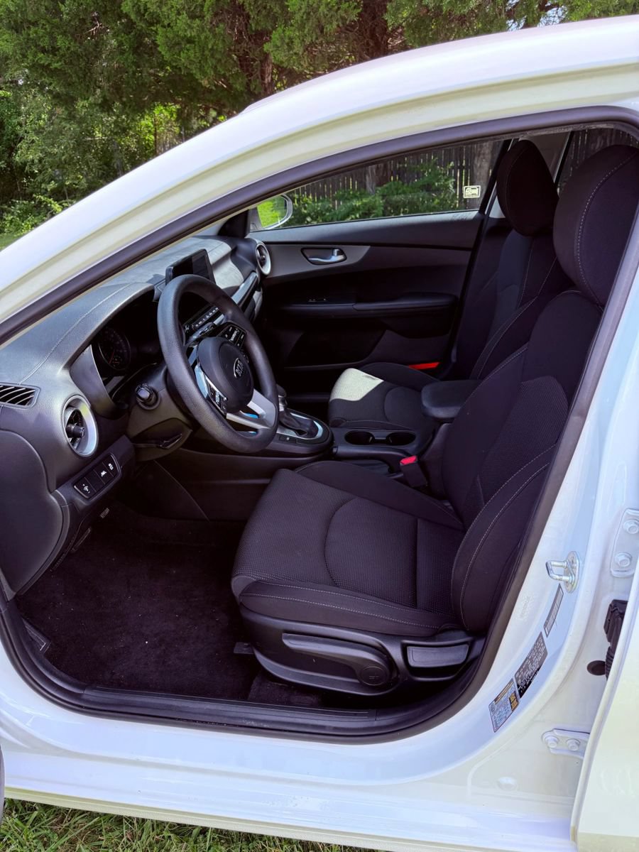 Used 2019 Kia Forte LXS FWD image 7
