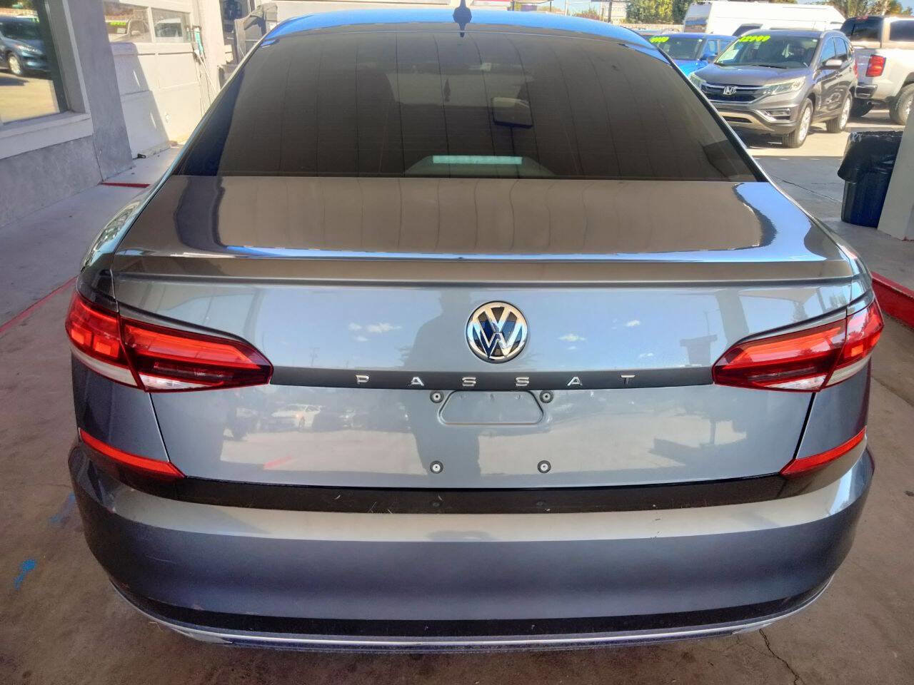 Used 2020 Volkswagen Passat 2.0T SE image 4