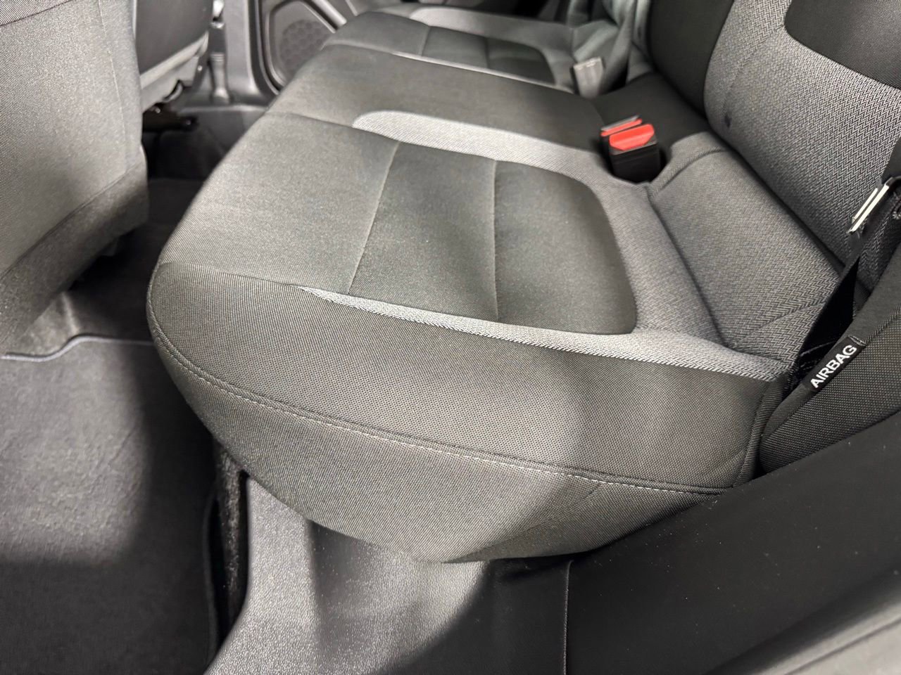 Used 2025 Chevrolet TrailBlazer LT AWD/4WD image 29