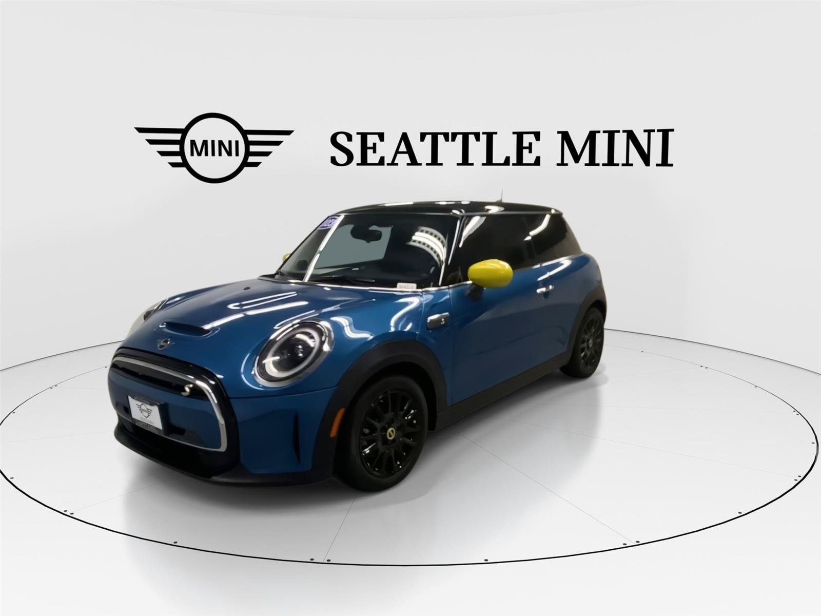 Used 2023 MINI Cooper SE FWD image 5