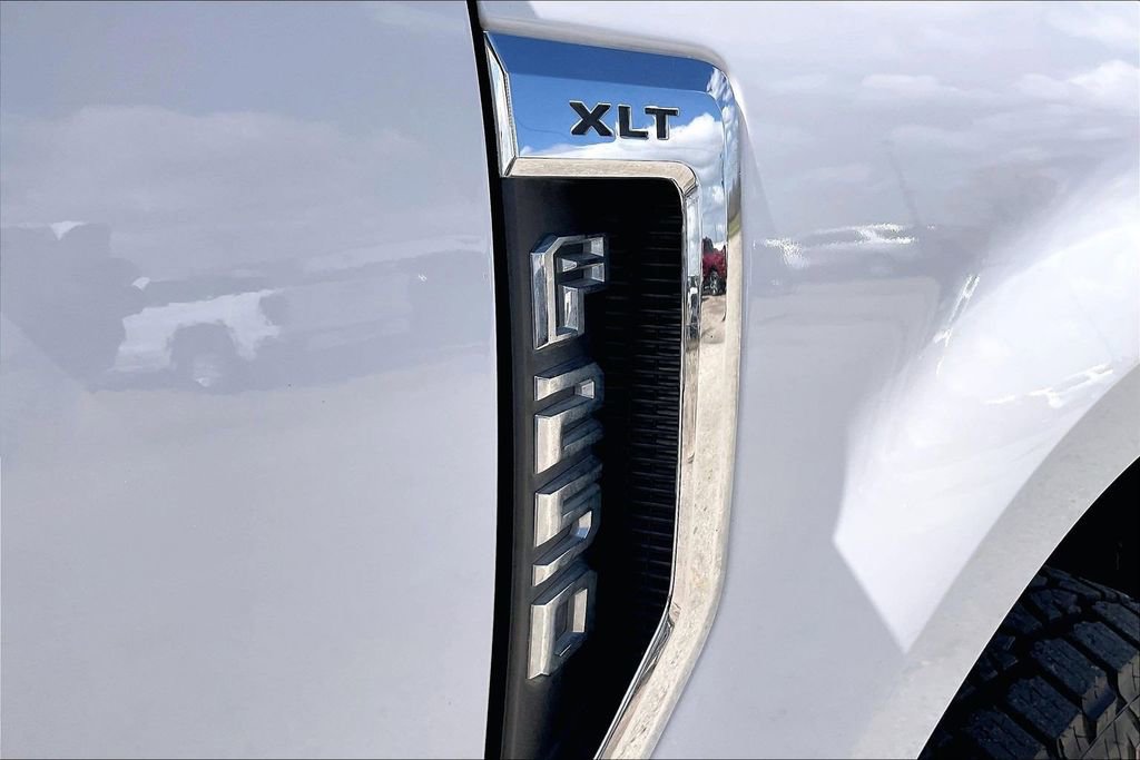 Used 2020 Ford F250 XLT image 21