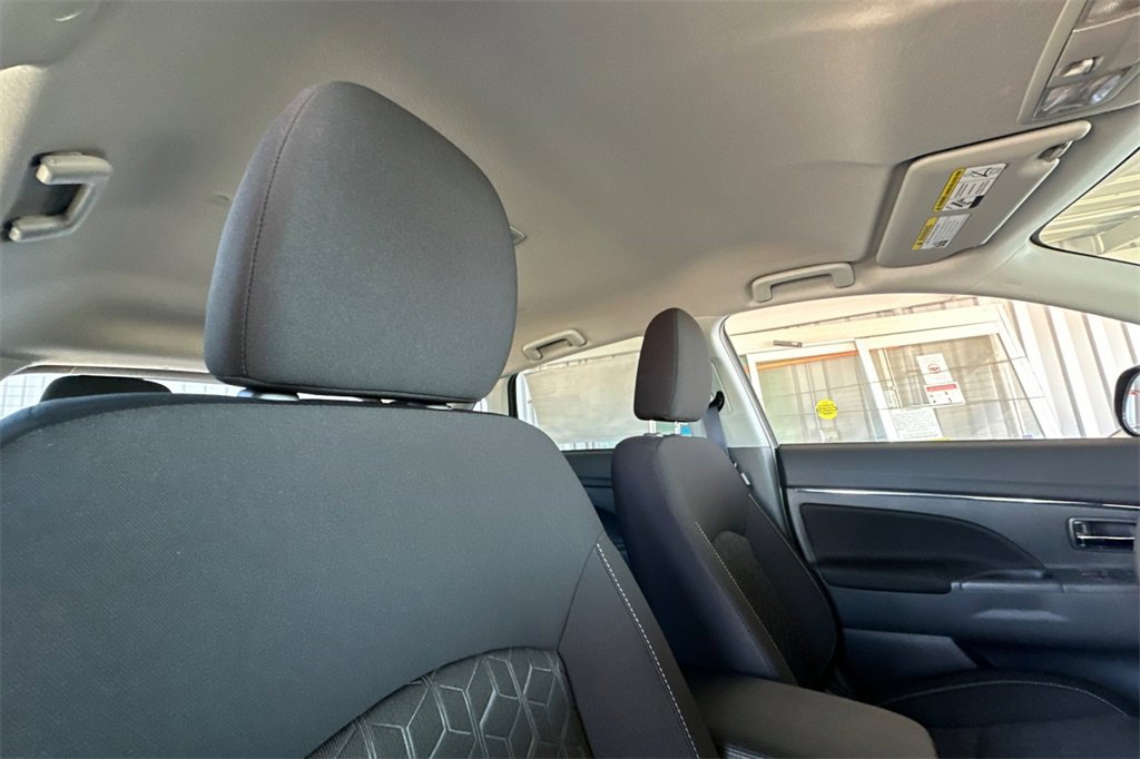 New 2025 Mitsubishi Outlander Sport ES image 18