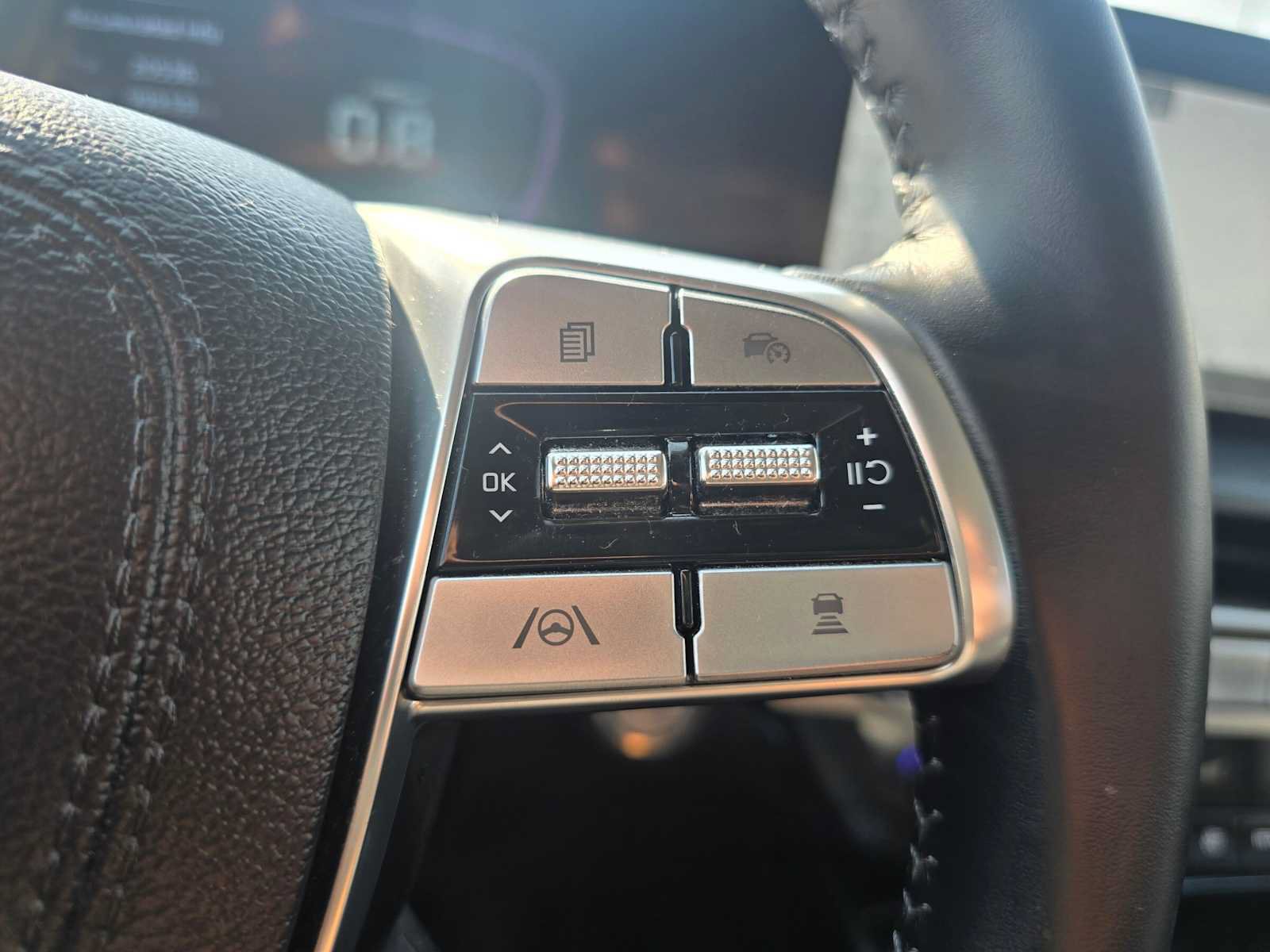 Used 2024 Kia Telluride S w/ S Sunroof Package AWD/4WD image 32