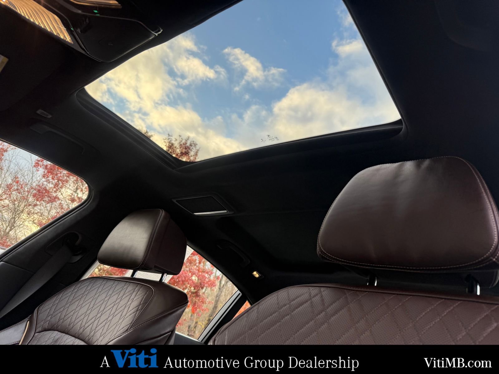 Used 2022 BMW ALPINA B7 xDrive w/ Luxury Rear Seating Package image 18