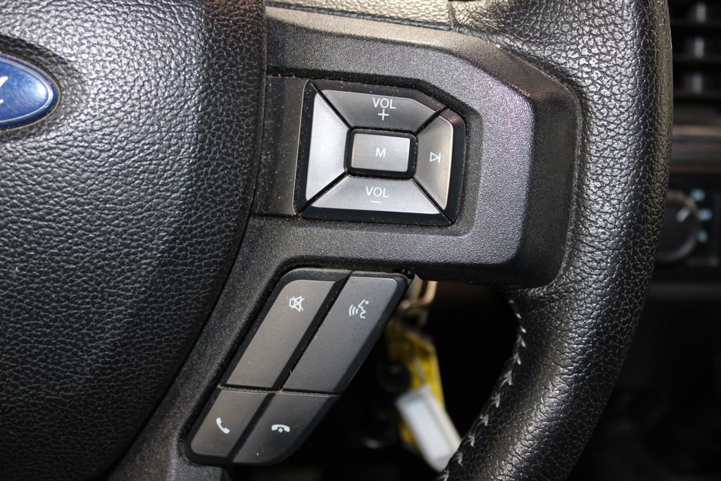 Used 2015 Ford F150 XLT w/ Equipment Group 302A Luxury image 26