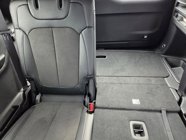 New 2024 Jeep Grand Cherokee L Altitude image 9