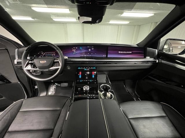 Certified 2026 Cadillac Escalade Luxury AWD/4WD image 18