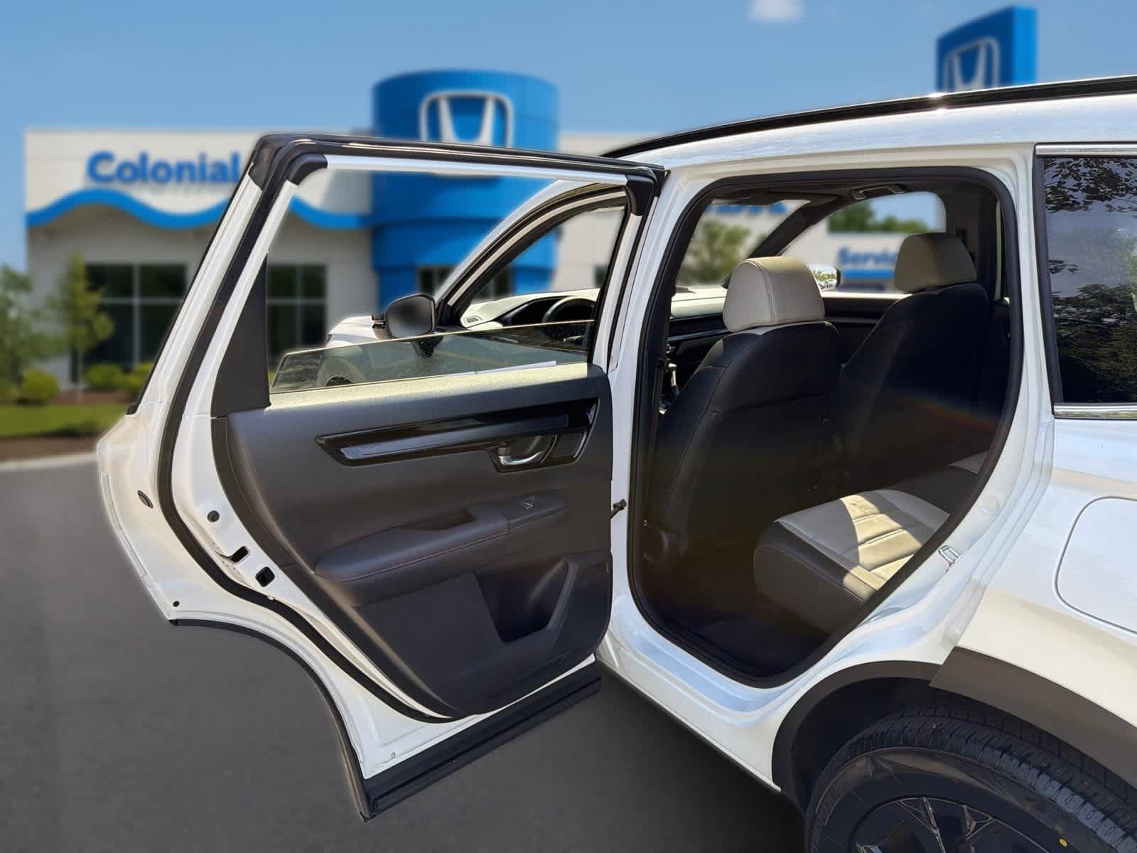 Used 2024 Honda CR-V Sport Touring image 27