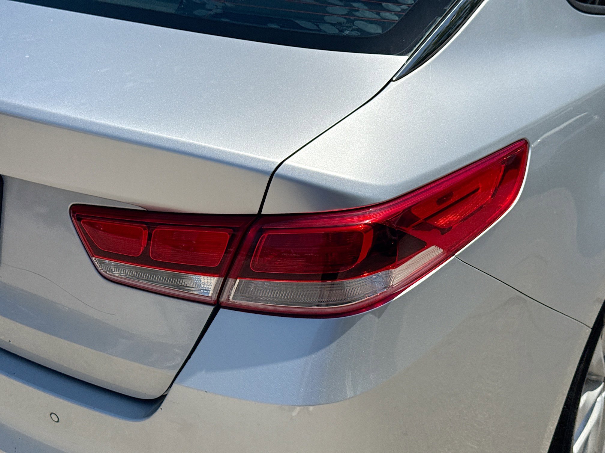 Used 2018 Kia Optima LX w/ 17" Alloy Wheels Package FWD image 24