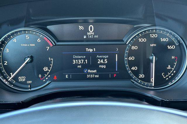 New 2026 Cadillac XT5 Luxury image 25