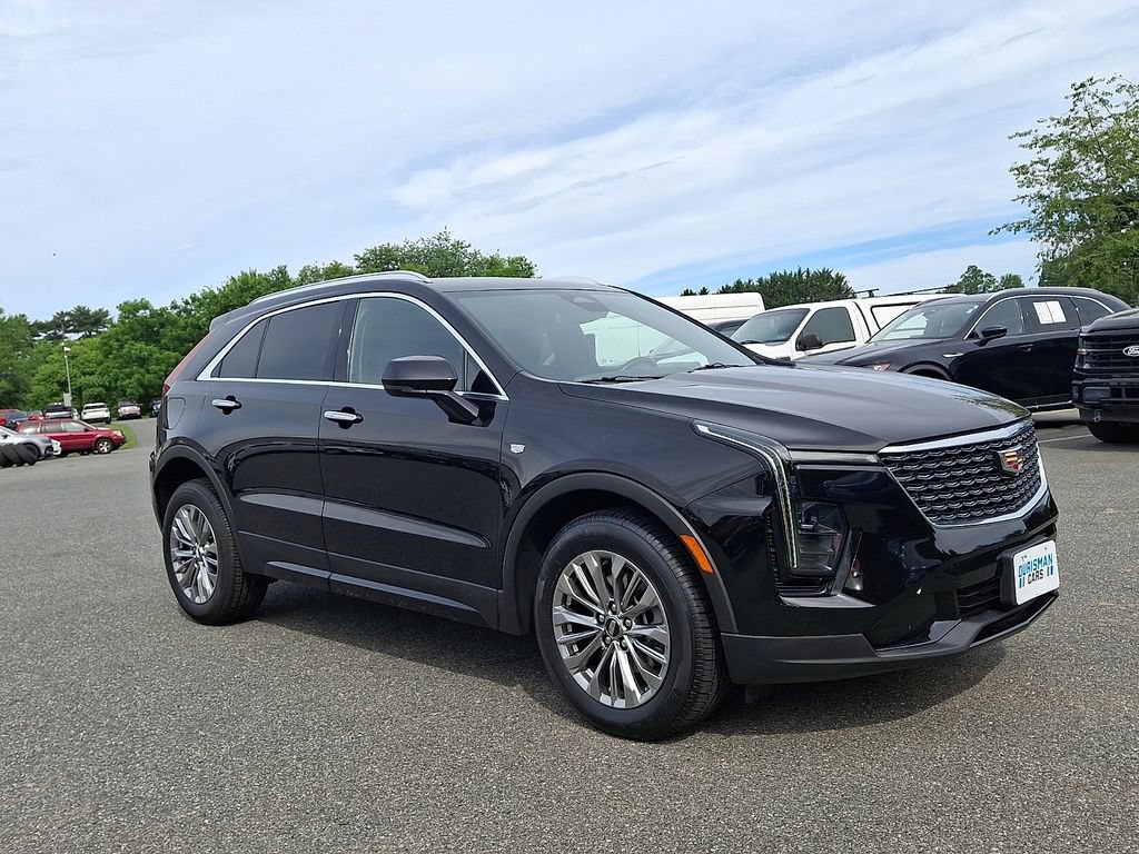 Used 2024 Cadillac XT4 Premium Luxury AWD/4WD image 1
