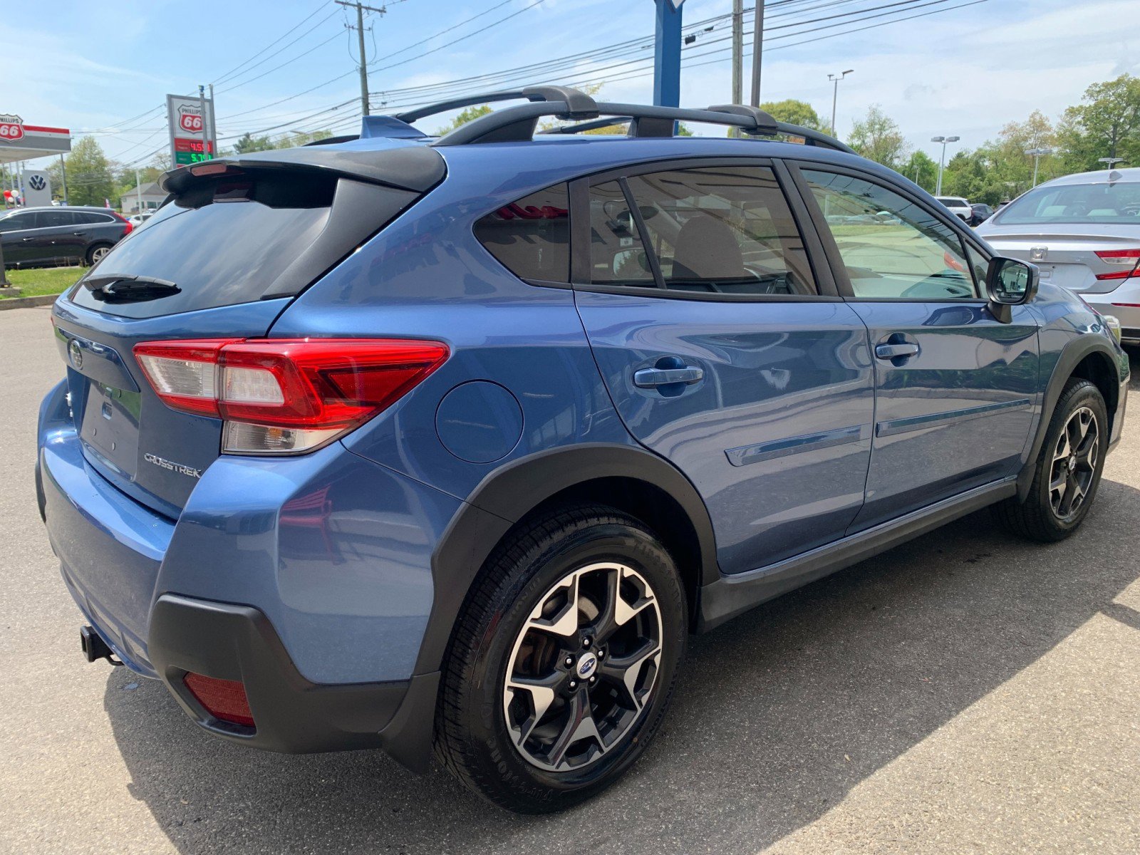 Used 2018 Subaru Crosstrek 2.0i Premium w/ Moonroof Package AWD/4WD image 7