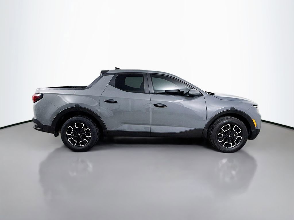 Used 2023 Hyundai Santa Cruz SE image 8