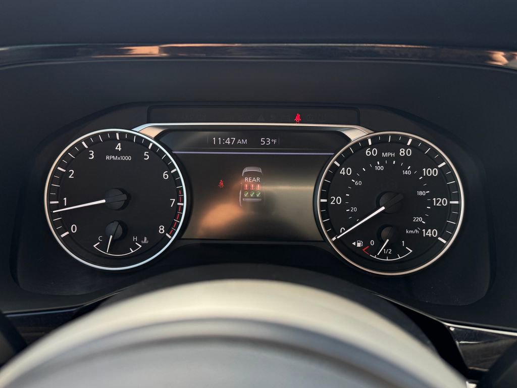 Used 2025 Nissan Pathfinder SV AWD/4WD image 27