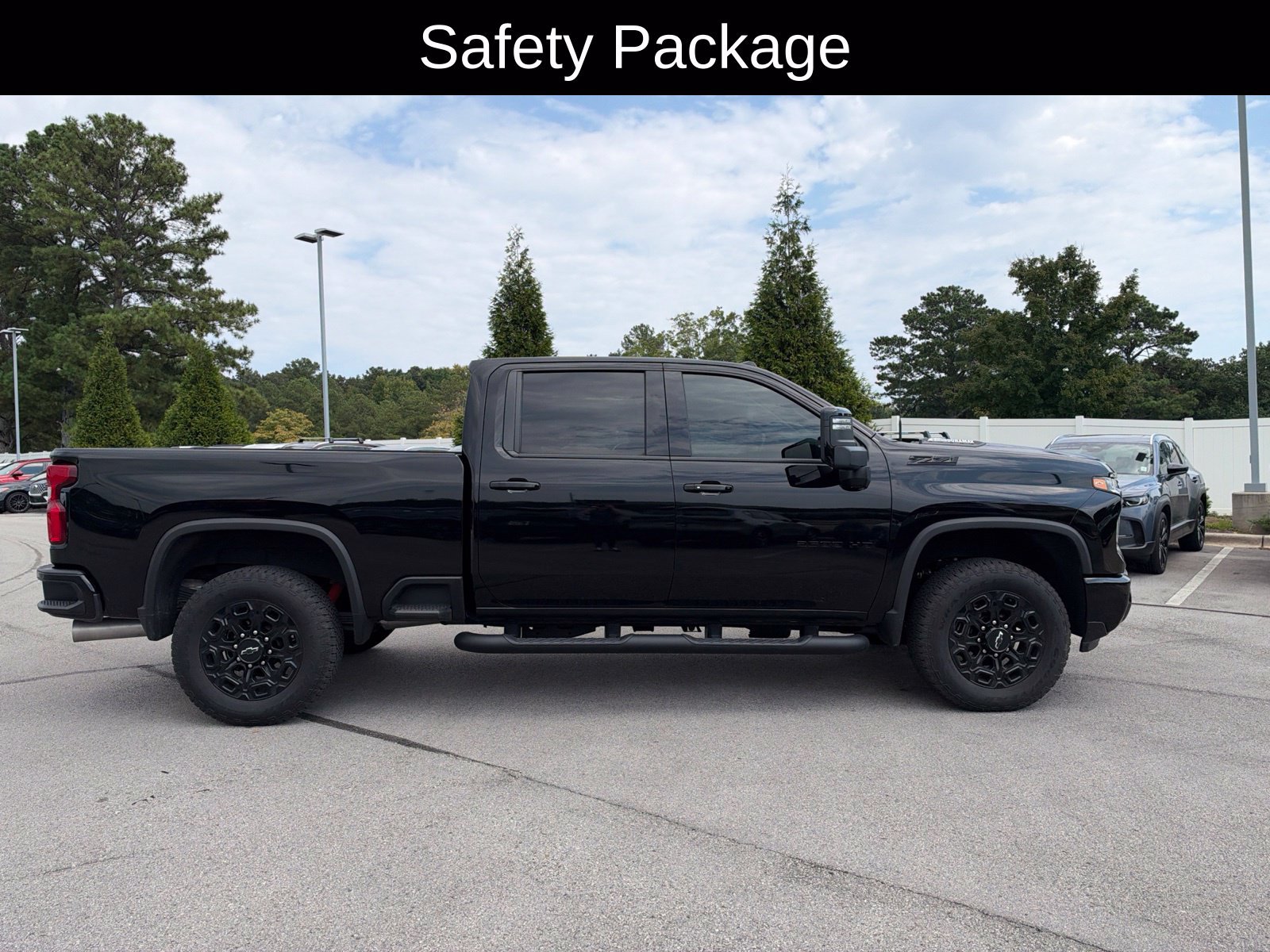 Used 2024 Chevrolet Silverado 2500 LTZ w/ LTZ Plus Package AWD/4WD image 10