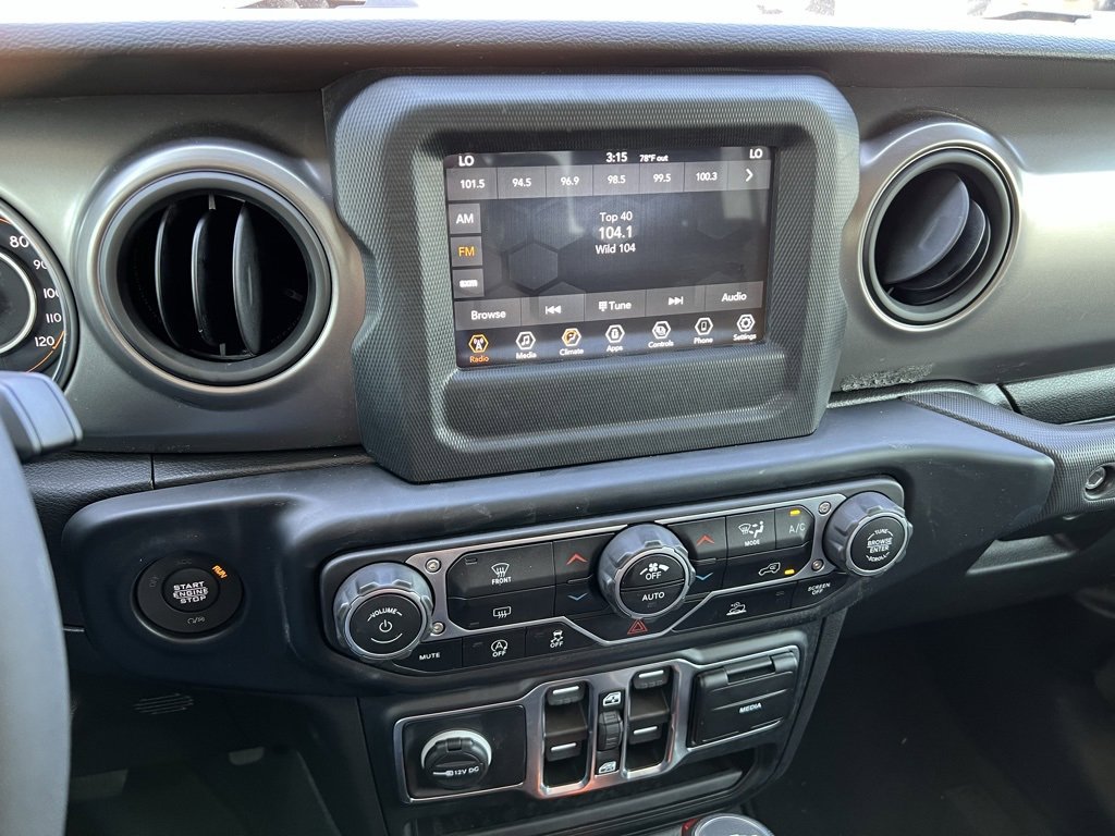 Used 2023 Jeep Gladiator Sport image 14