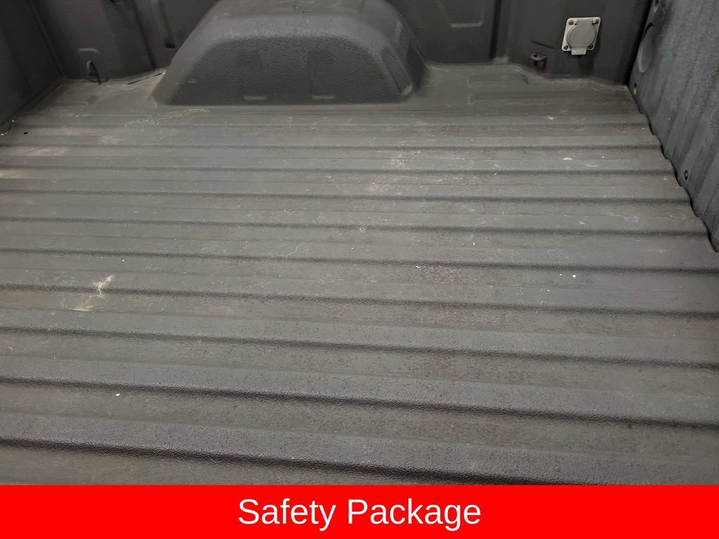 Used 2020 Chevrolet Silverado 1500 LTZ w/ LTZ Premium Package image 11