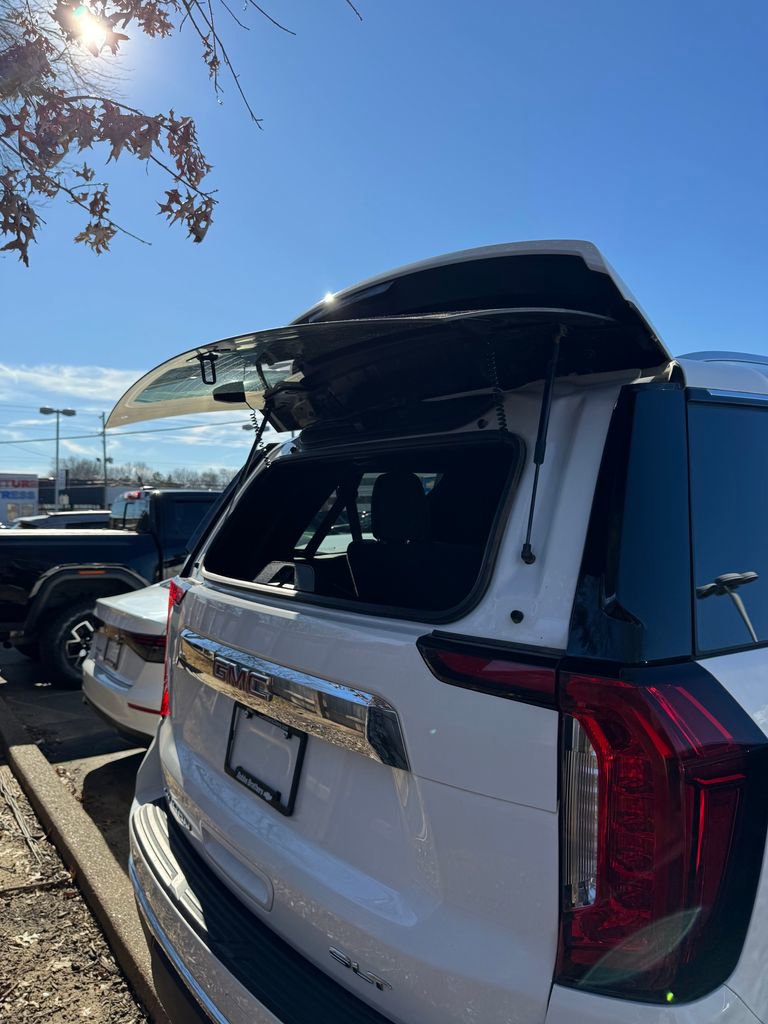 Used 2024 GMC Yukon SLT image 35