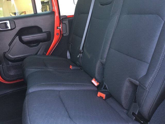 Used 2022 Jeep Wrangler Unlimited Sport AWD/4WD image 12