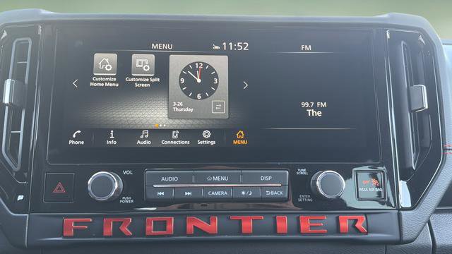 Used 2025 Nissan Frontier PRO-4X image 17