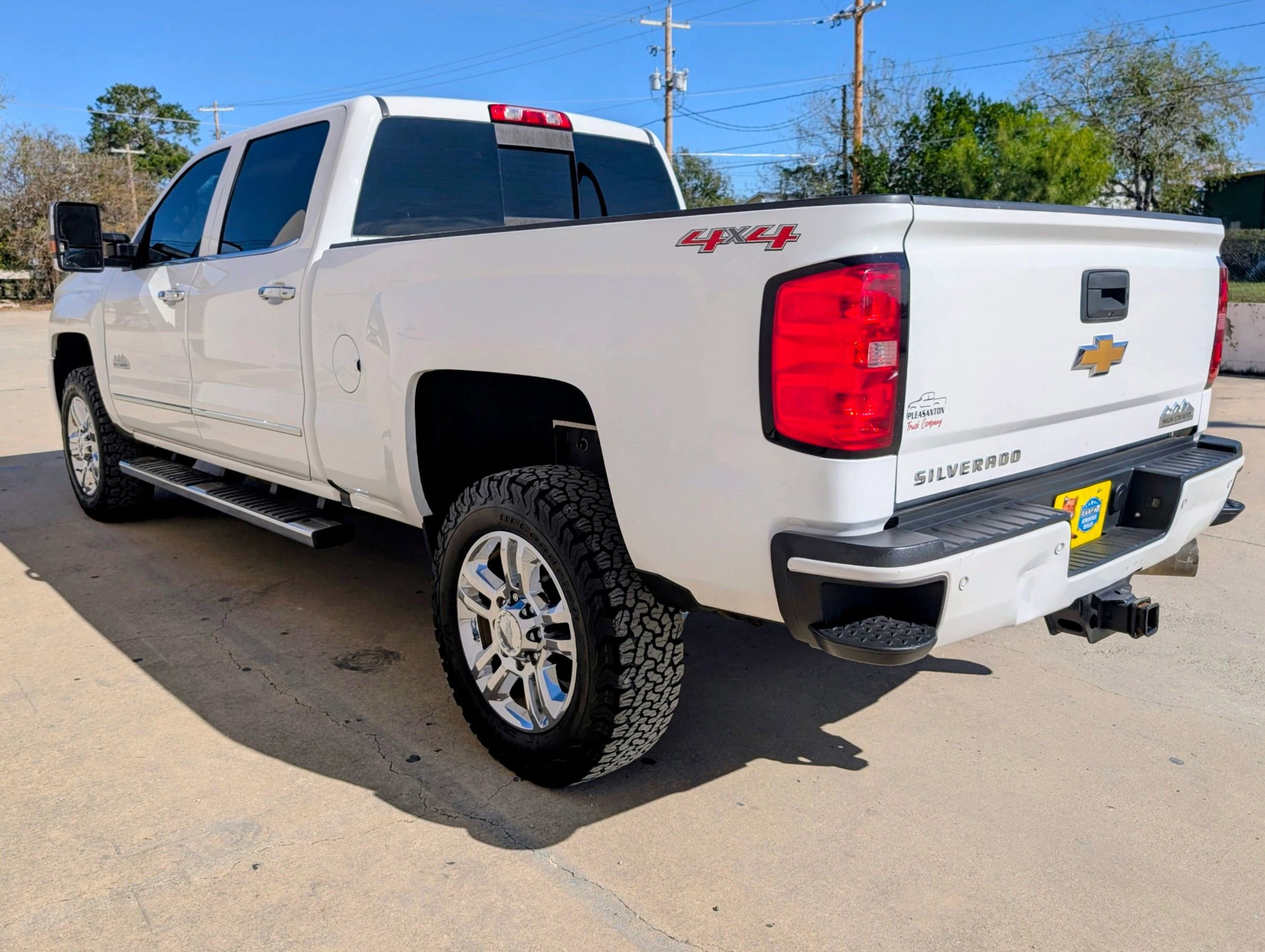 Used 2016 Chevrolet Silverado 2500 High Country w/ Duramax Plus Package image 7