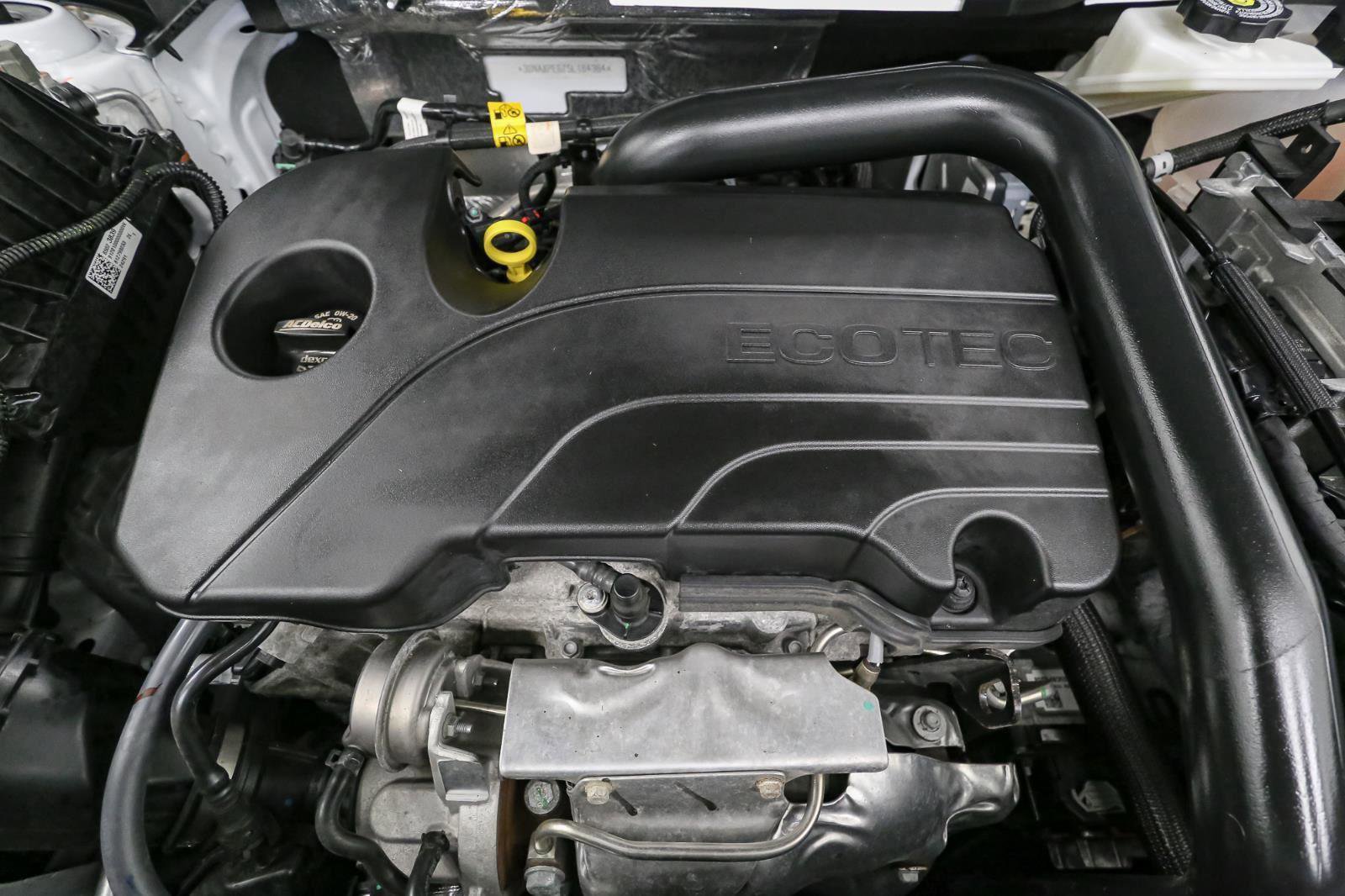 Used 2025 Chevrolet Equinox LT w/ Convenience Package II image 16