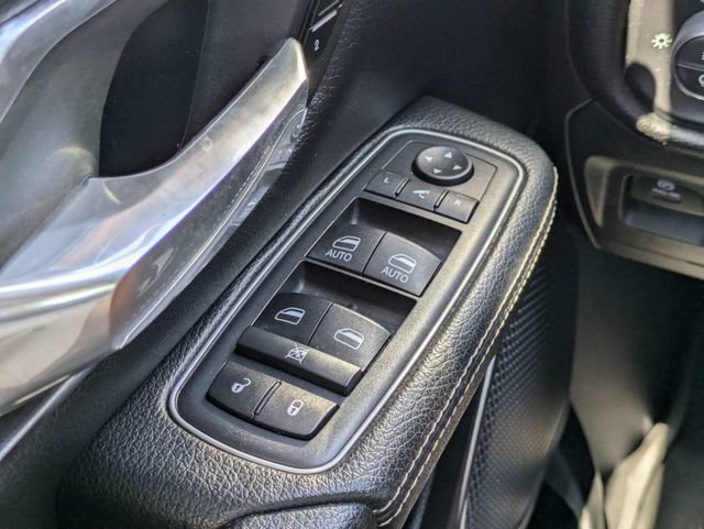 Used 2020 RAM 1500 Laramie AWD/4WD image 25