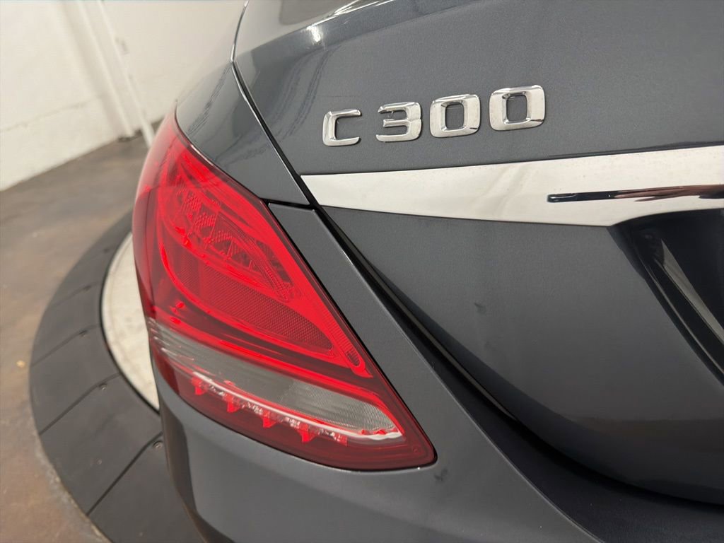 Used 2015 Mercedes-Benz C 300 Sedan image 10