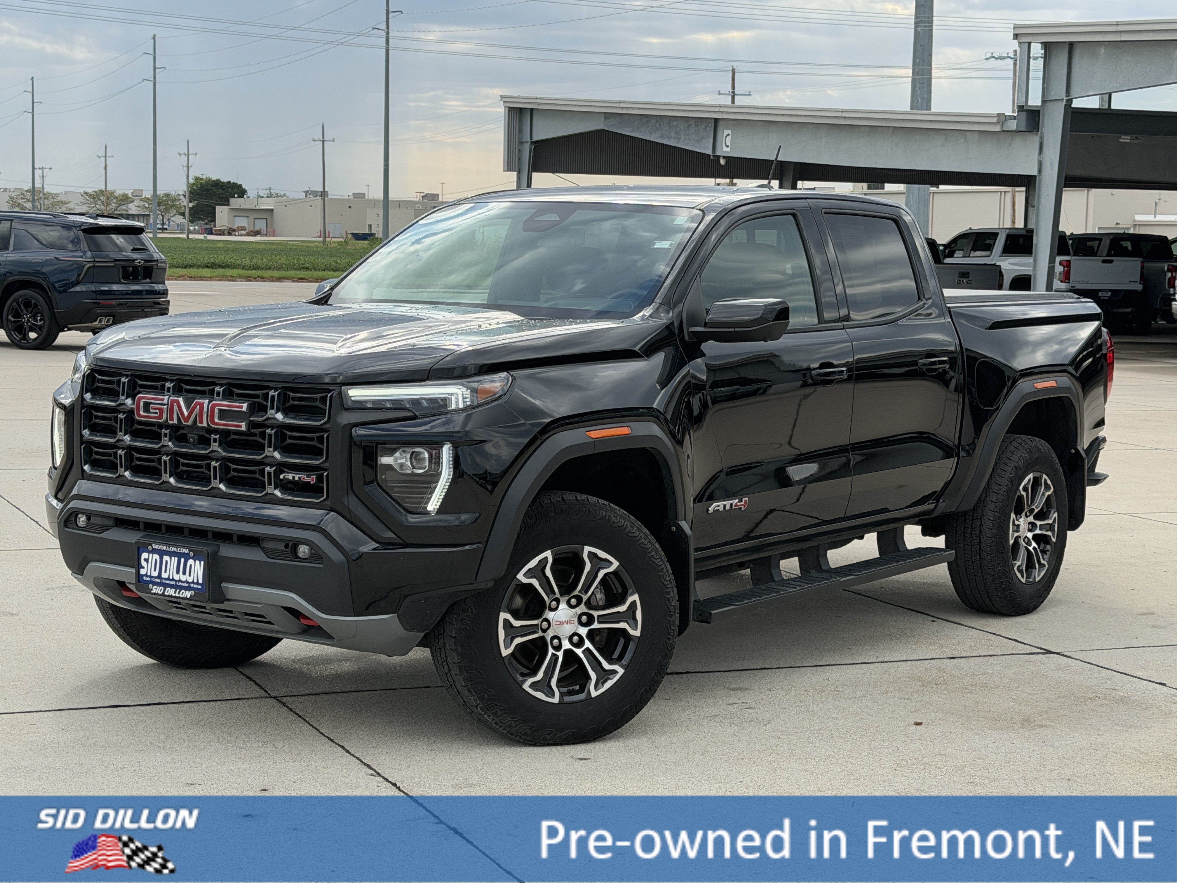 Certified 2023 GMC Canyon AT4 w/ AT4 Premium Package AWD/4WD image 1