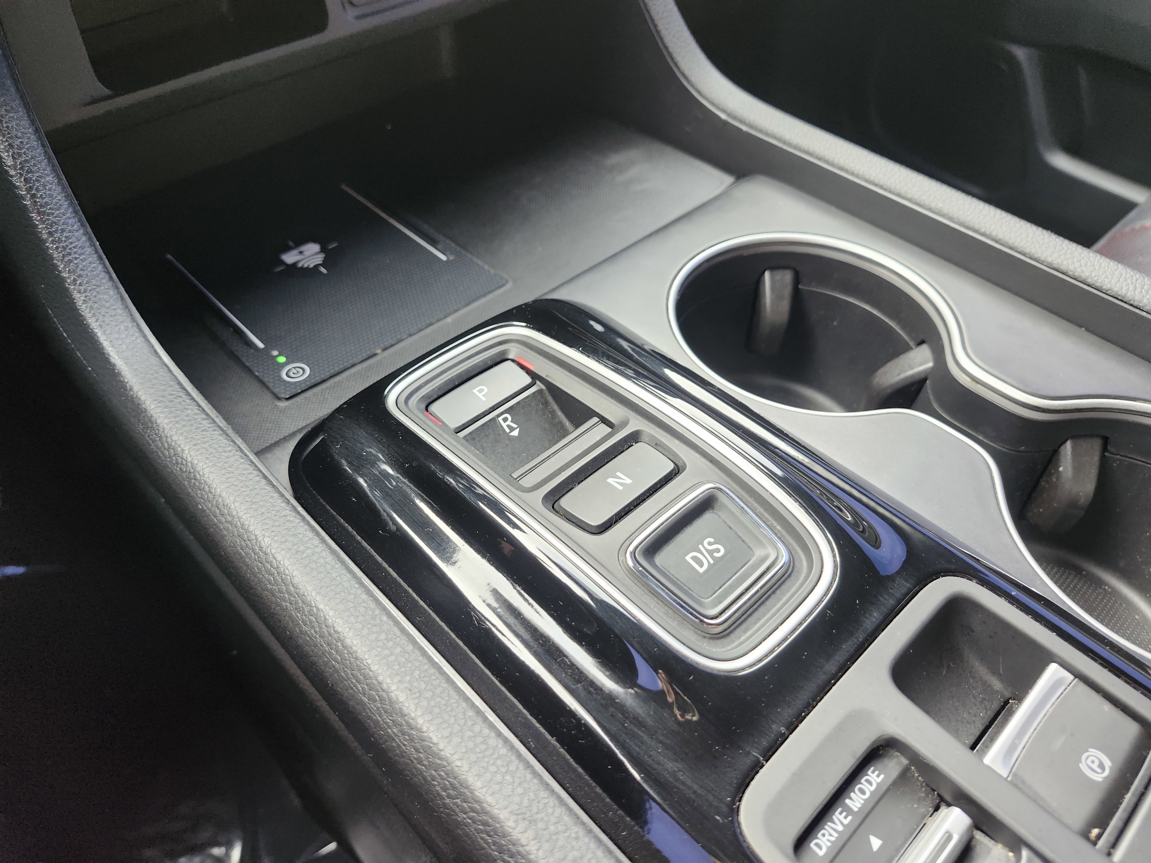 Used 2025 Honda Pilot Black Edition image 36