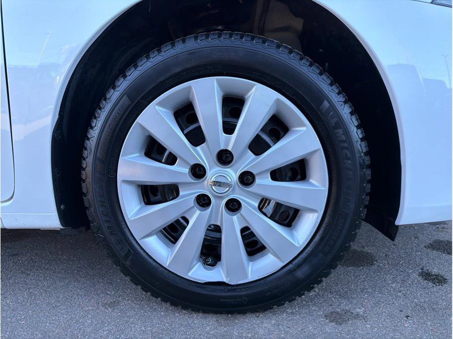 Used 2014 Nissan Sentra S image 21