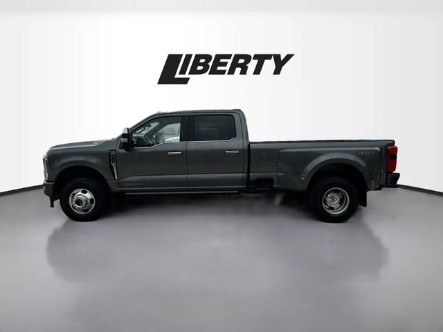 Used 2024 Ford F350 Platinum image 4