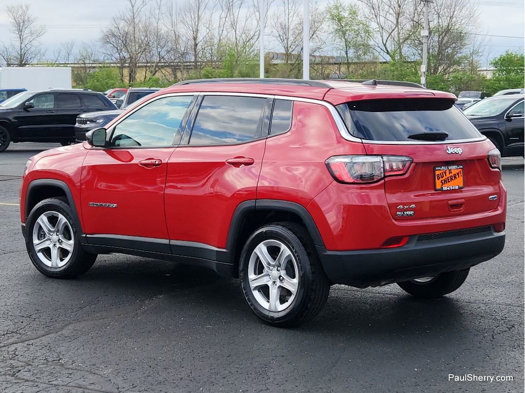 Used 2023 Jeep Compass Latitude AWD/4WD image 15