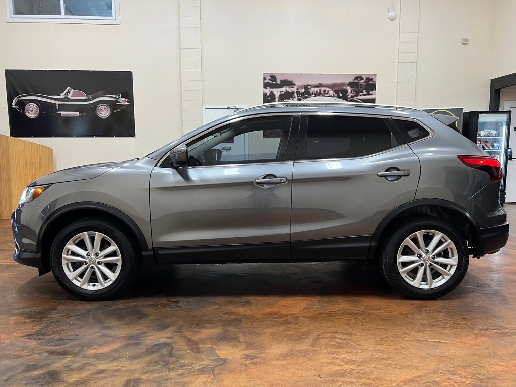 Used 2019 Nissan Rogue Sport SV w/ All-Weather Package AWD/4WD image 6