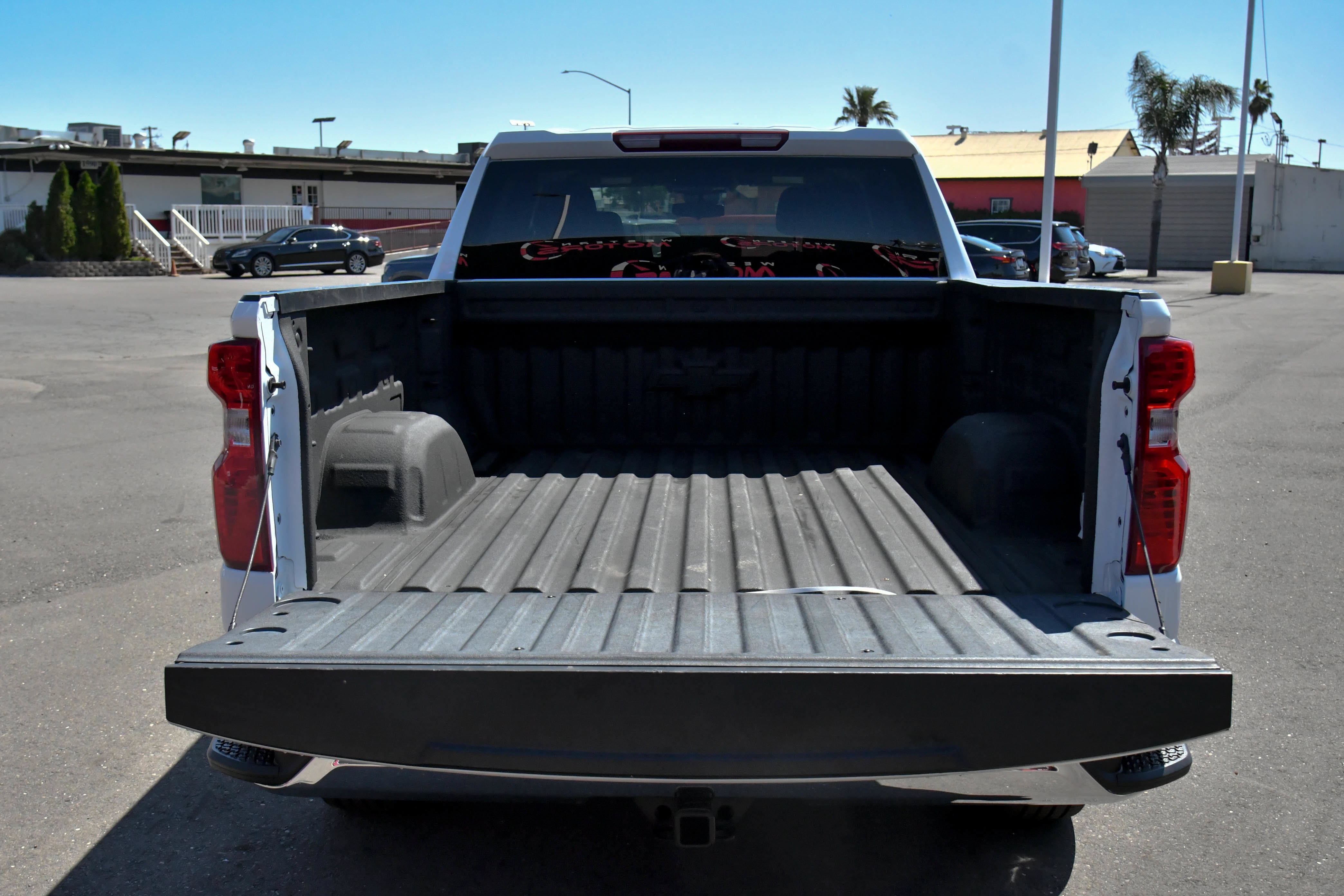 Used 2024 Chevrolet Silverado 1500 LT w/ Protection Package AWD/4WD image 39