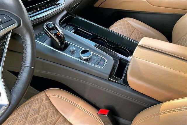 Used 2022 Cadillac Escalade Premium Luxury image 13