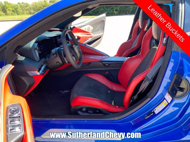 Used 2022 Chevrolet Corvette Stingray Premium Conv w/ Z51 Performance Package RWD image 24
