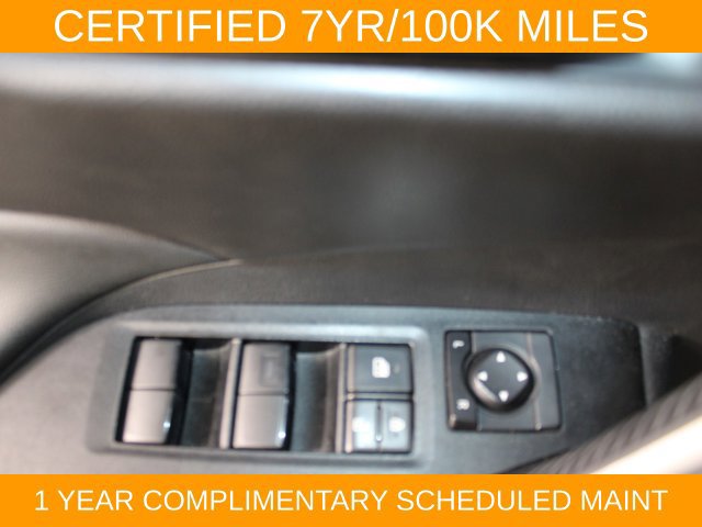 Used 2025 Toyota RAV4 LE AWD/4WD image 18