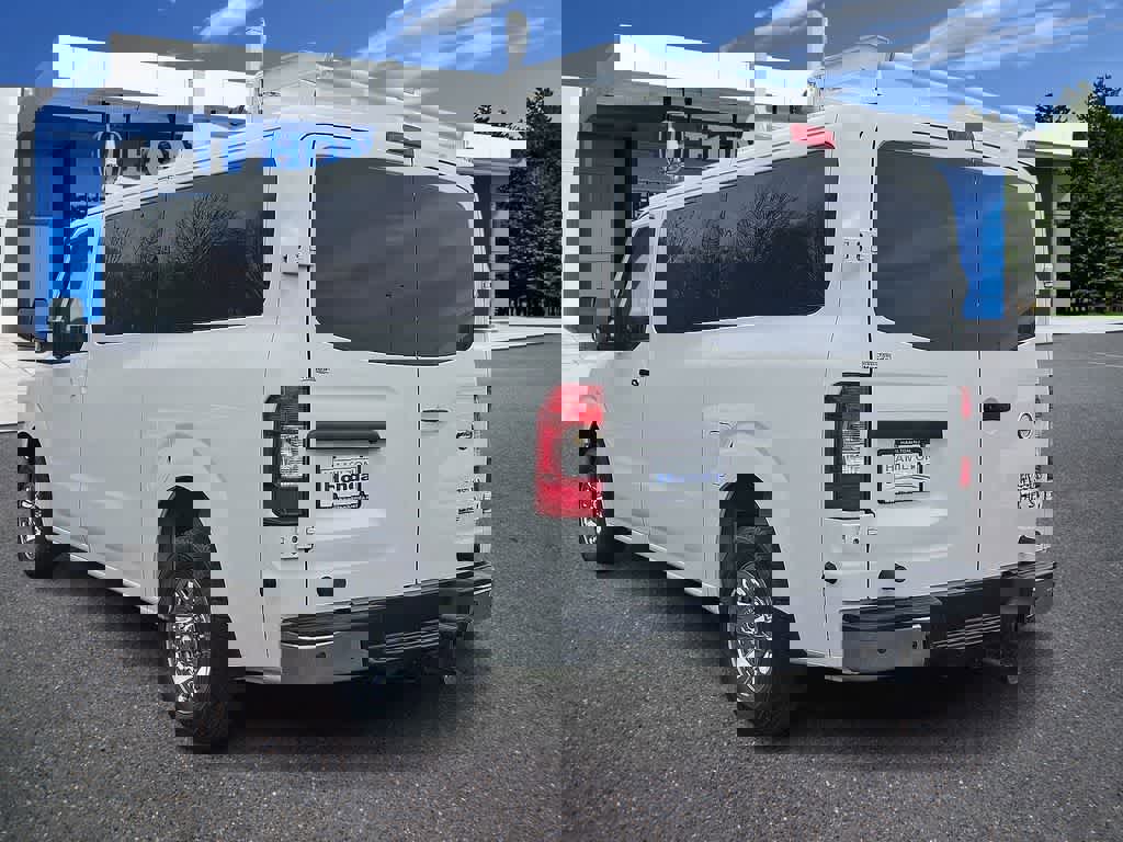 Used 2016 Nissan NV 3500 SV w/ SV Technology Package image 22