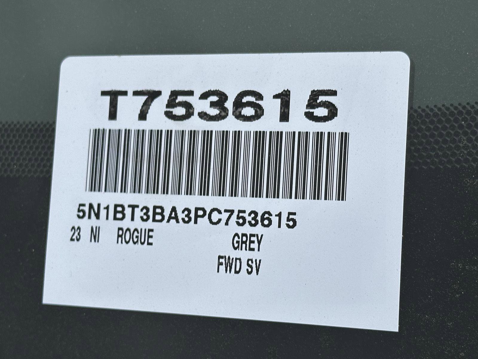 Used 2023 Nissan Rogue SV image 15