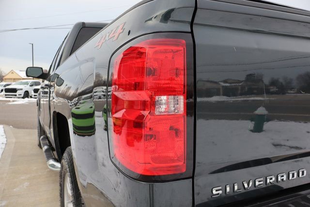 Used 2018 Chevrolet Silverado 1500 LT w/ All Star Edition image 30