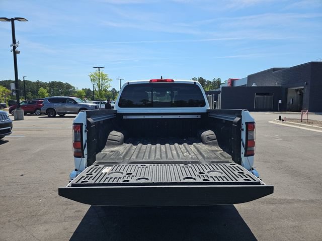 Used 2024 Nissan Frontier SL w/ Technology Package RWD image 17