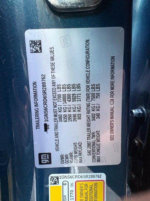 Used 2025 Chevrolet Suburban LT AWD/4WD image 14