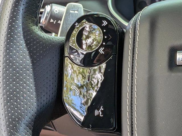 Used 2020 Land Rover Range Rover Sport SVR image 12