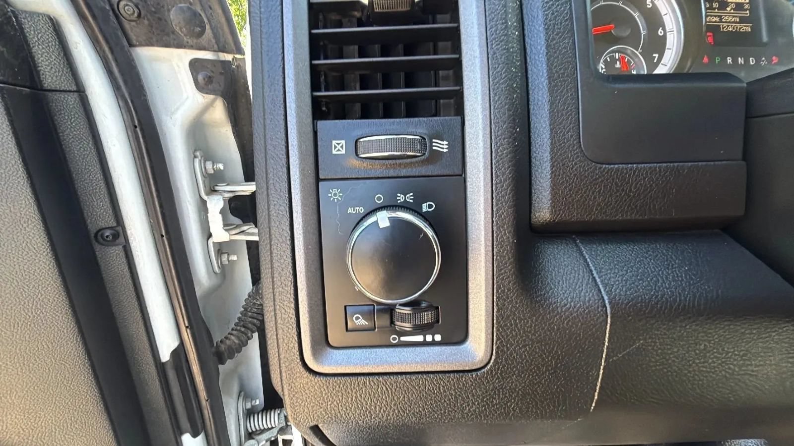 Used 2022 RAM 1500 Tradesman w/ Trailer Tow Group AWD/4WD image 23