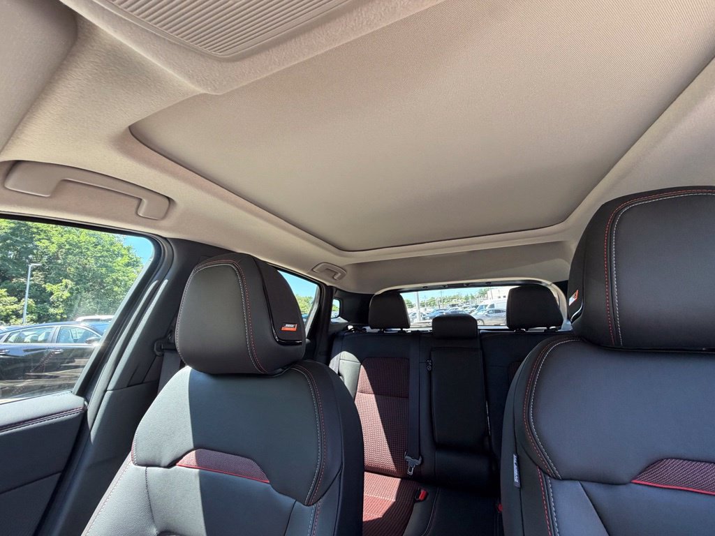 New 2026 Nissan Kicks SR w/ SR Premium Package FWD image 26