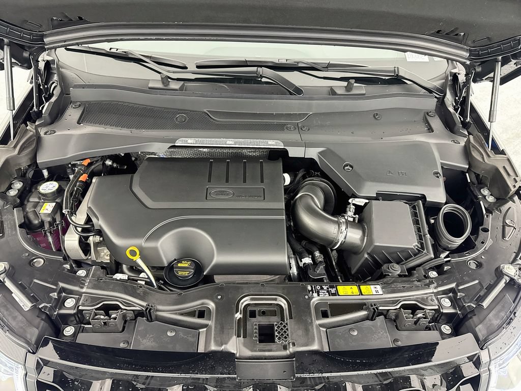 New 2026 Land Rover Discovery Sport Landmark AWD/4WD image 32