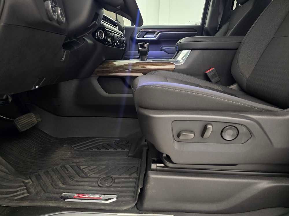 New 2025 Chevrolet Silverado 1500 LT w/ Z71 Off-Road Package image 7