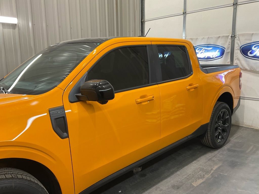 New 2026 Ford Maverick Lariat w/ Black Appearance Package image 5